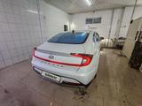 Hyundai Sonata 2022 годаүшін10 300 000 тг. в Алматы – фото 3