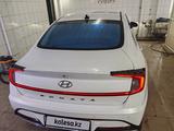 Hyundai Sonata 2022 годаүшін10 300 000 тг. в Алматы – фото 4