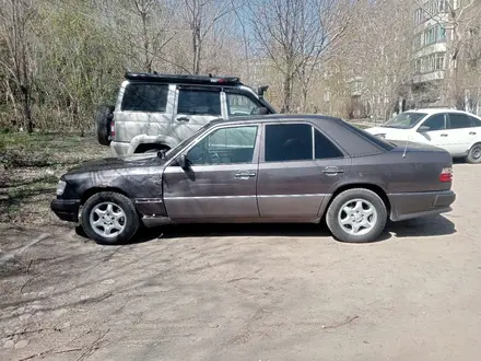 Mercedes-Benz E 200 1995 года за 1 550 000 тг. в Усть-Каменогорск – фото 4