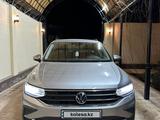 Volkswagen Tiguan 2021 года за 9 300 000 тг. в Шымкент – фото 2