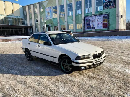 BMW 318 1993 года за 1 400 000 тг. в Петропавловск – фото 4