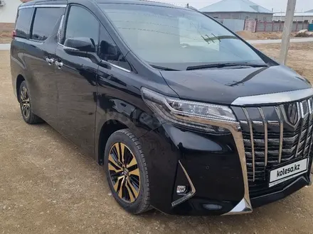 Toyota Alphard 2021 года за 40 000 000 тг. в Алматы – фото 2