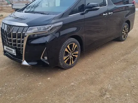 Toyota Alphard 2021 года за 40 000 000 тг. в Алматы – фото 3