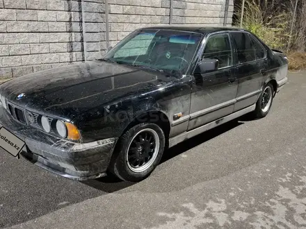 BMW 520 1992 года за 1 200 000 тг. в Шымкент – фото 4