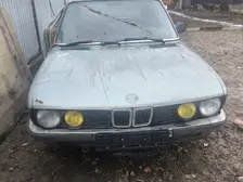BMW 5 Series, 1987