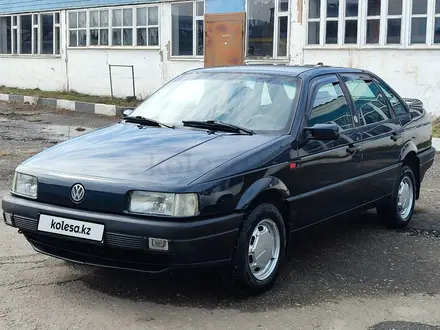 Volkswagen Passat 1993 года за 2 299 999 тг. в Петропавловск – фото 21