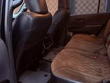 Toyota Land Cruiser 2023 года за 45 000 000 тг. в Уральск – фото 2