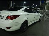 Hyundai Accent 2013 года за 4 400 000 тг. в Усть-Каменогорск – фото 2