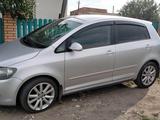 Volkswagen Golf Plus 2010 года за 3 400 000 тг. в Актобе – фото 2