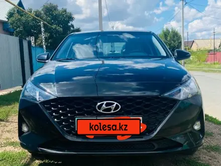 Hyundai Accent 2021 года за 7 500 000 тг. в Аксай – фото 4