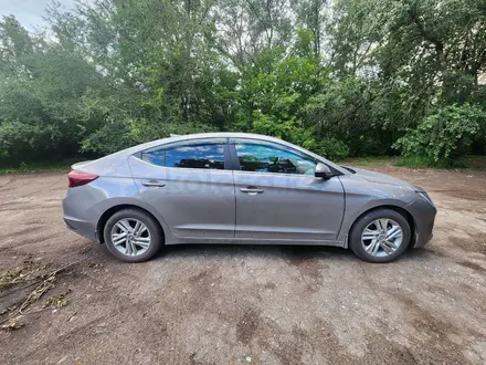 Hyundai Elantra 2020 года за 6 800 000 тг. в Семей – фото 5