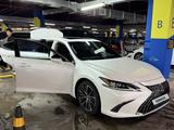 Lexus ES 250 2022 года за 22 500 000 тг. в Шымкент – фото 2