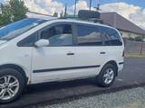 Ford Galaxy 2001 годаүшін2 100 000 тг. в Уральск – фото 2