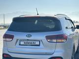 Kia Sorento 2015 годаүшін9 800 000 тг. в Актобе – фото 2