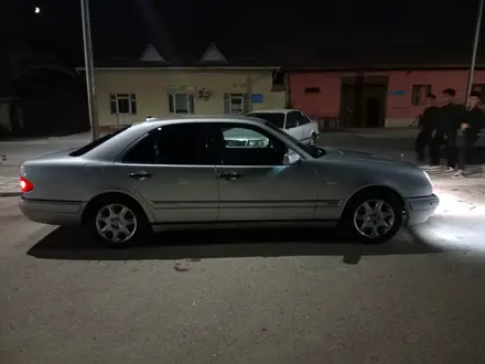 Mercedes-Benz E 280 1996 года за 4 300 000 тг. в Абай (Келесский р-н) – фото 17