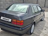 Volkswagen Vento 1992 года за 600 000 тг. в Жетысай – фото 3