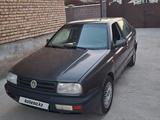 Volkswagen Vento 1992 года за 600 000 тг. в Жетысай – фото 5