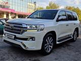 Toyota Land Cruiser 2016 года за 29 900 000 тг. в Астана – фото 2