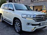 Toyota Land Cruiser 2016 годаүшін27 500 000 тг. в Астана