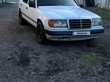 Mercedes-Benz E 260 1988 годаүшін650 000 тг. в Талдыкорган – фото 3