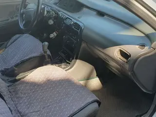 Mazda Cronos