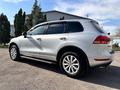 Volkswagen Touareg 2010 года за 12 500 000 тг. в Алматы – фото 16