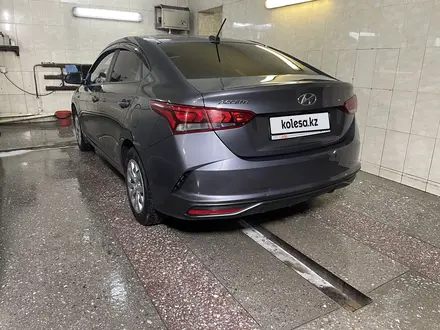 Hyundai Accent 2021 года за 8 057 000 тг. в Астана – фото 5