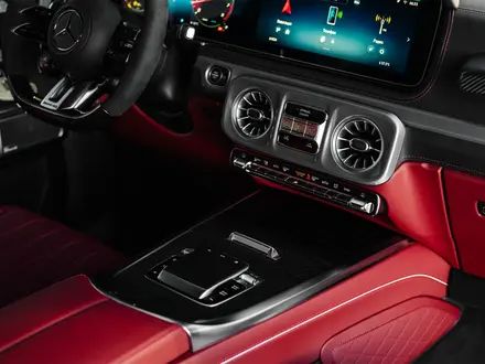 Mercedes-Benz G 63 AMG 4MATIC 2025 года за 195 000 000 тг. в Астана – фото 3