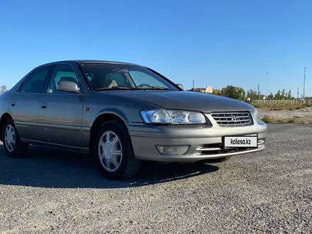 Toyota Camry 2000 года за 3 500 000 тг. в Кызылорда – фото 3