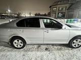 Skoda Octavia 2011 годаfor4 900 000 тг. в Караганда – фото 3