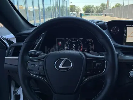 Lexus ES 250 Progressive 2021 года за 22 000 000 тг. в Шымкент – фото 16