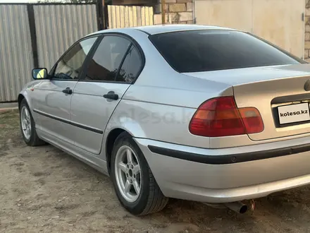 BMW 318 2003 года за 1 800 000 тг. в Уральск – фото 3