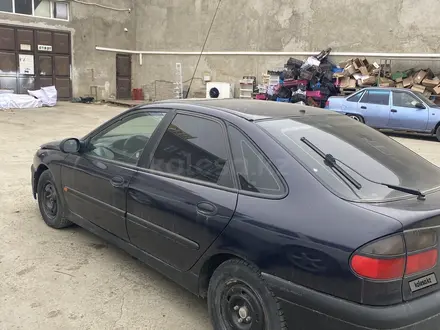 Renault Laguna 1995 года за 1 200 000 тг. в Атырау – фото 4