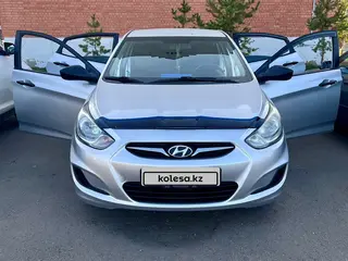 Hyundai Accent, 2013