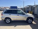 Toyota RAV4 2001 годаүшін4 000 000 тг. в Уральск