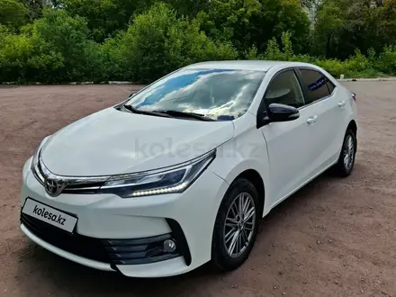 Toyota Corolla 2018 года за 9 300 000 тг. в Караганда – фото 3