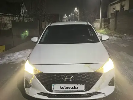 Hyundai Accent 2020 года за 7 200 000 тг. в Шымкент – фото 9