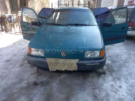 Volkswagen Passat 1992 года за 1 550 000 тг. в Уральск – фото 4