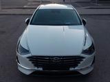 Hyundai Sonata 2022 годаfor14 200 000 тг. в Караганда – фото 2