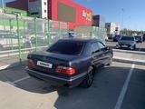 Mercedes-Benz E 200 2001 года за 3 500 000 тг. в Павлодар – фото 2