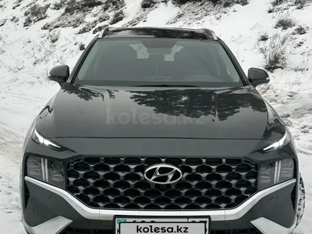 Hyundai Santa Fe 2023 года за 18 500 000 тг. в Щучинск