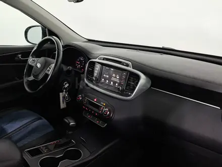 Kia Sorento 2019 года за 10 990 000 тг. в Астана – фото 24