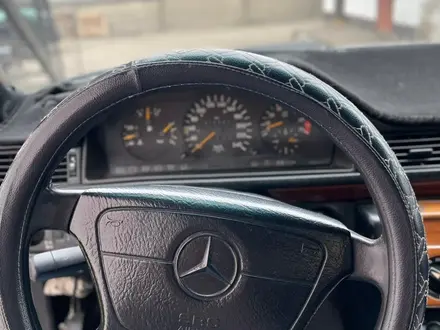 Mercedes-Benz E 200 1993 года за 1 600 000 тг. в Алматы – фото 6