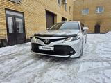 Toyota Camry 2020 годаүшін12 000 000 тг. в Астана – фото 2