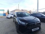 Toyota RAV4 2019 года за 14 700 000 тг. в Семей – фото 2