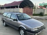 Volkswagen Passat 1990 годаүшін1 650 000 тг. в Тараз