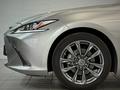 Lexus ES 250 Luxury 2.5 2022 года за 21 600 000 тг. в Астана – фото 17