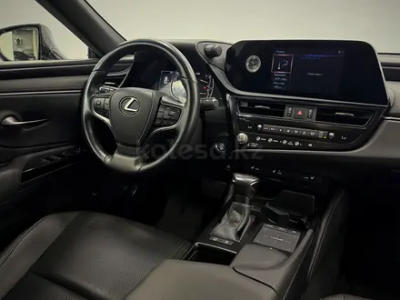 Lexus ES 250 Luxury 2.5 2022 года за 21 600 000 тг. в Астана – фото 13