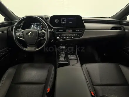 Lexus ES 250 Luxury 2.5 2022 года за 21 600 000 тг. в Астана – фото 8