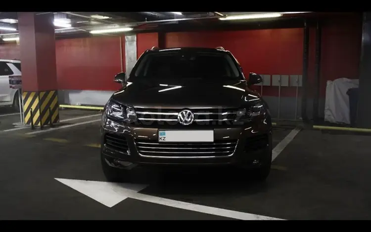 Volkswagen Touareg 2014 года за 18 000 000 тг. в Алматы